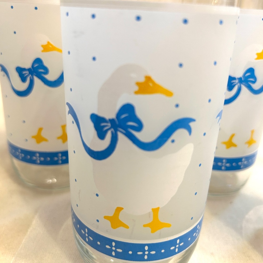 4 Libbey Vintage 1980s 10 oz. Country Goose Frosted Tumbler Glasses (set of 4) - Picture 4 of 9